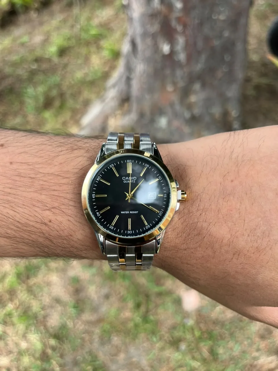 Casio Quartz — Bicolor plateado/ Negro — vista 2