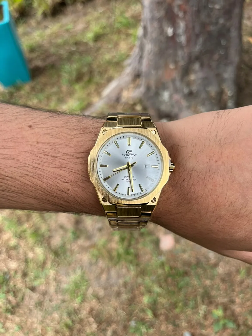 Casio Edifice — Dorado / Blanco — vista 2