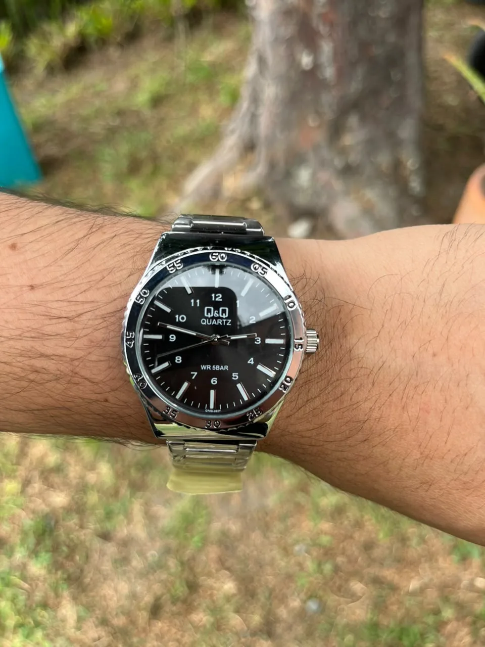 QYQ QZ82J — Plateado / Negro — vista 2