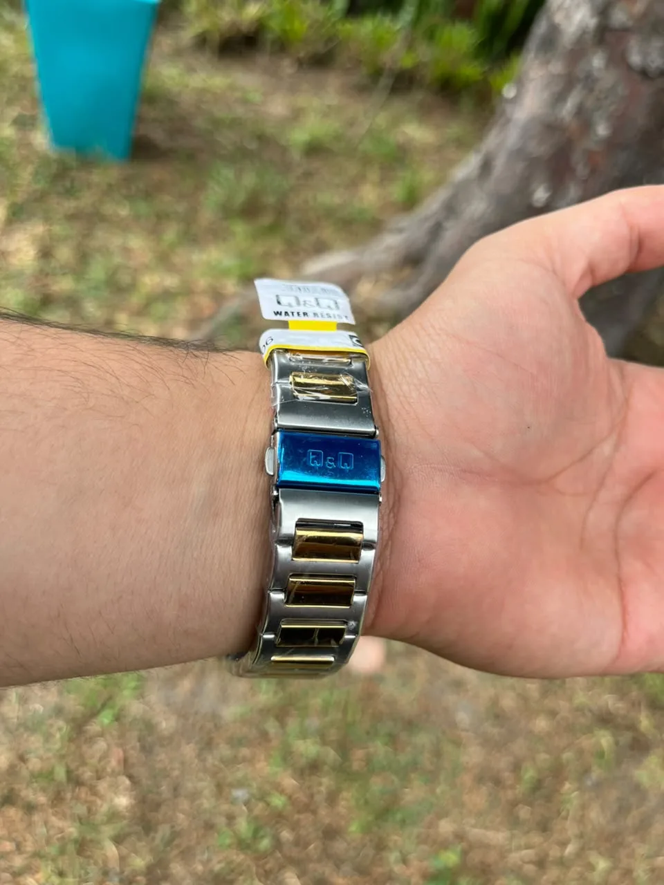 QYQ QZ82J — Bicolor Dorado / Blanco — vista 3