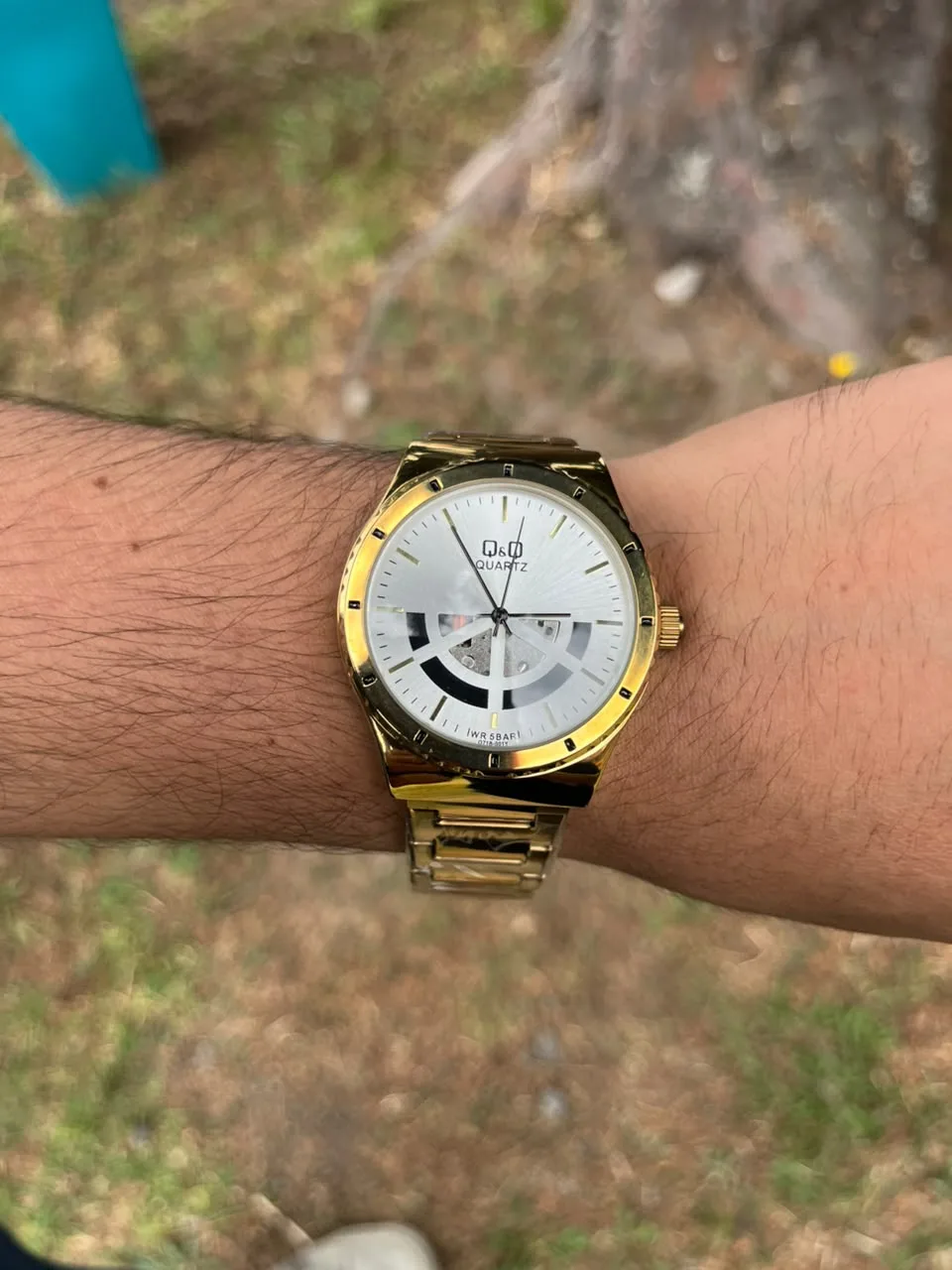 QYQ Q71B — Dorado / Blanco — vista 2