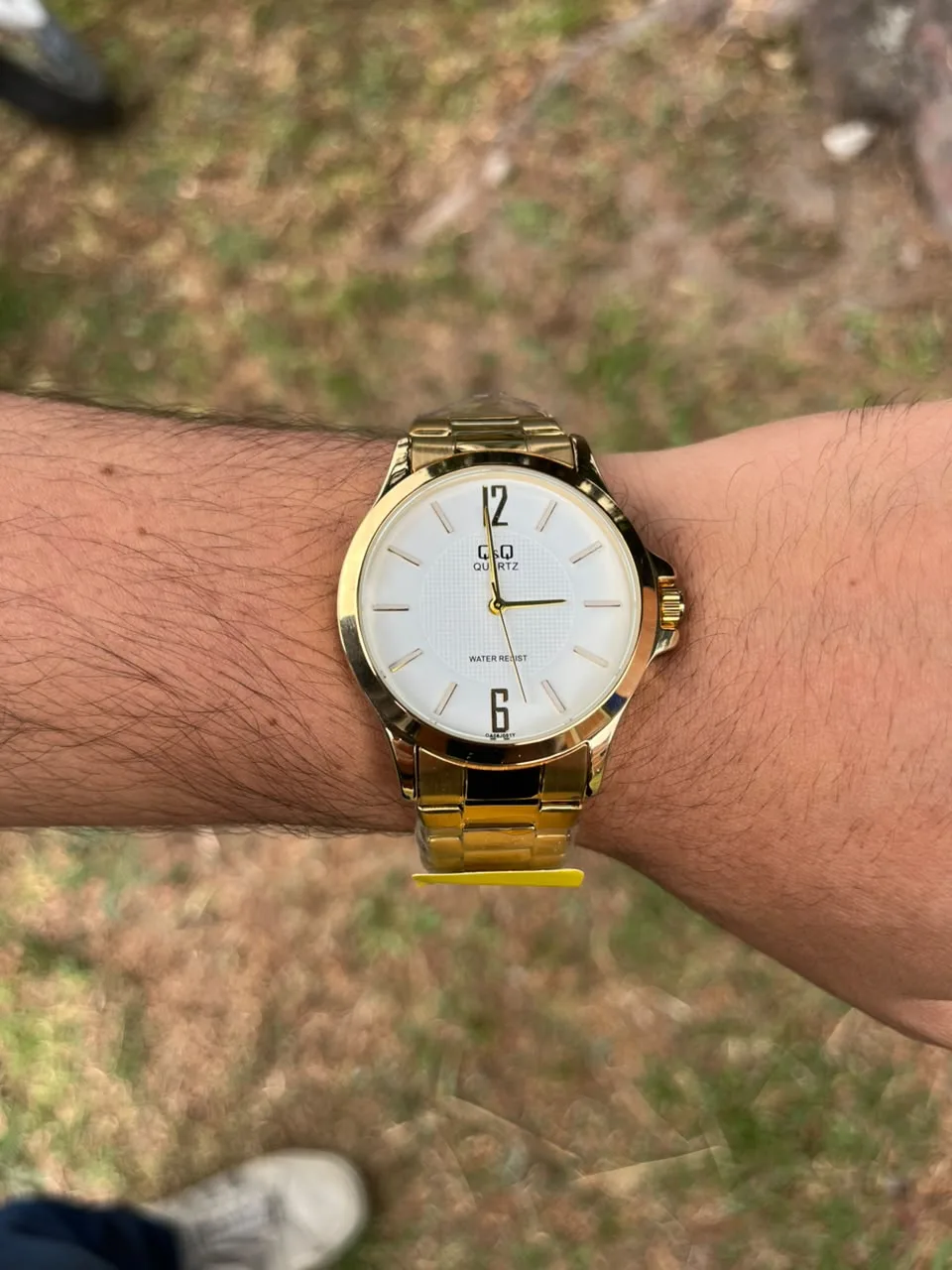 QYQ — Dorado / Blanco — vista 2