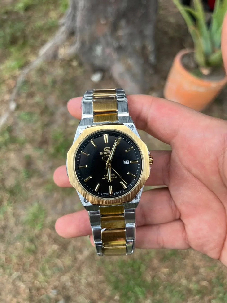 Casio Edifice — Bicolor Dorado / Negro